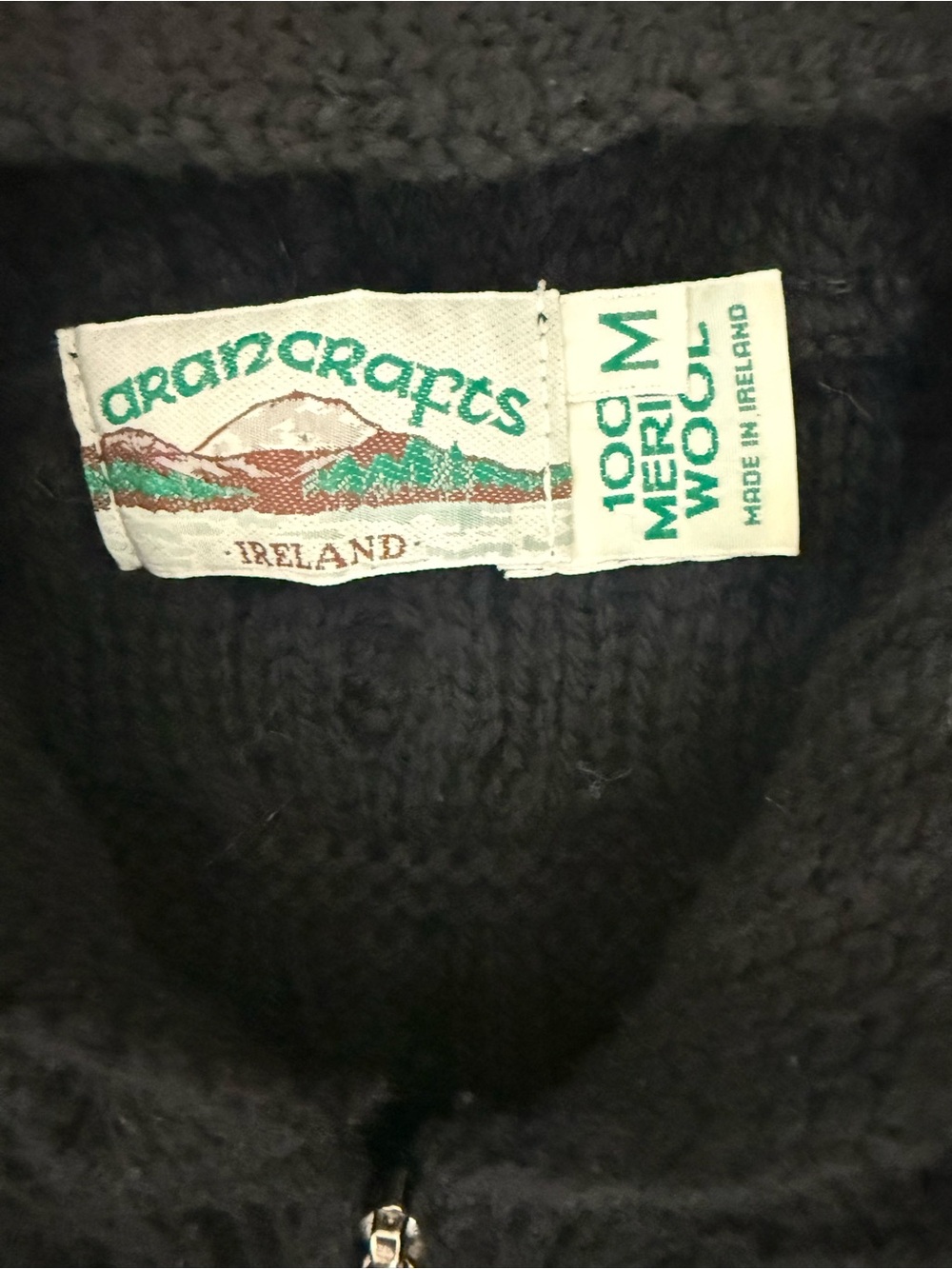 Aran Crafts Women’s Merino Wool Black Cable-Knit Zip Hoodie Cardigan - Picture 3 of 6